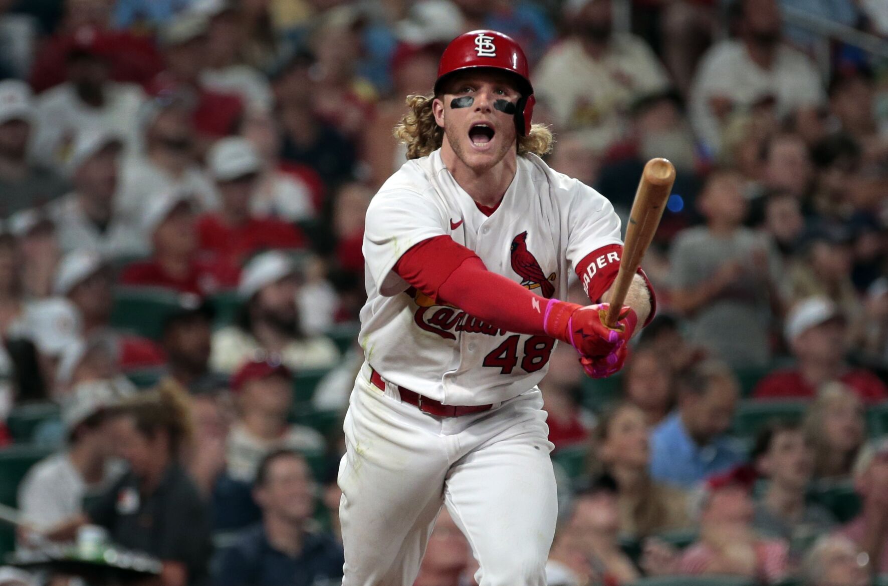 Cardinals open series with Giants